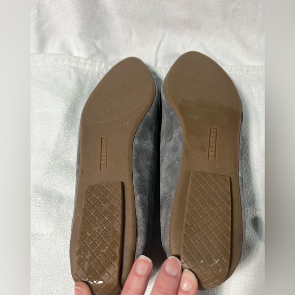 Talbots flats, moccasins, Suede Women's Loafer Tasel Gray 9AA Pointed Toe - Picture 13 of 13